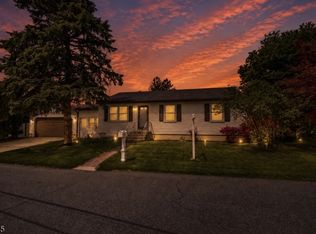 355 Kent St, Phillipsburg Town, NJ 08865