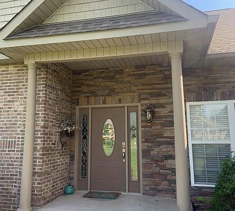 2nd image of 2738 Raylee Dr