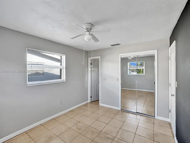 8550 NW 27th Pl — Photo 19