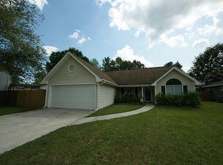 2017 Larson Ln, Goose Creek, SC 29445