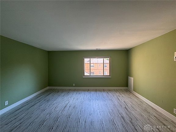 3rd image of 2366 S Patterson Blvd #7