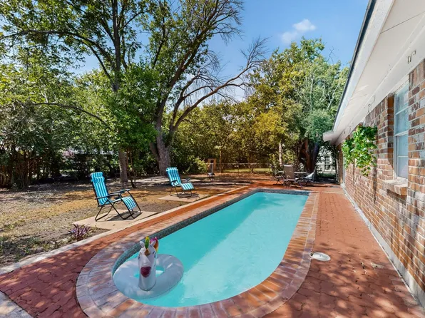 5908 Emerson Dr, Watauga, TX 76148