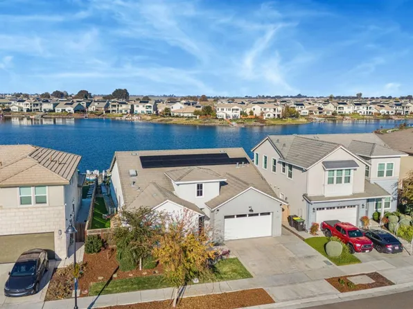2403 Garden Farms Ave, Lathrop, CA 95330