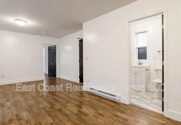207 N Mulberry St #3 — Photo 6