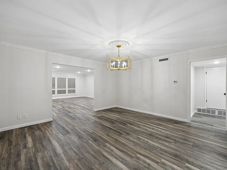 6234 Bandera Ave #A — Photo 8