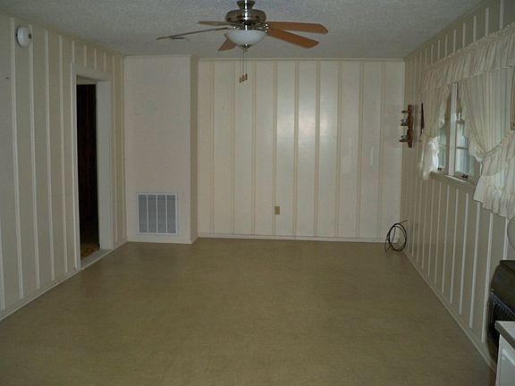 Dining/Family room