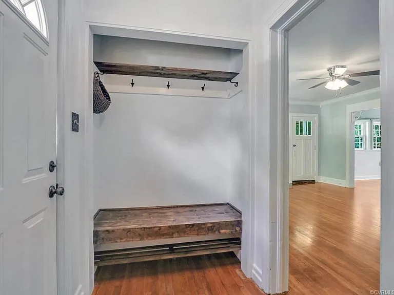 2608 Grant St — Photo 2