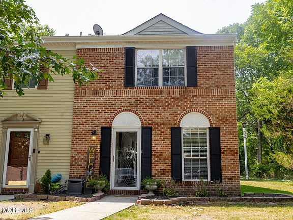 3rd image of 172 Rumson Drive #1076