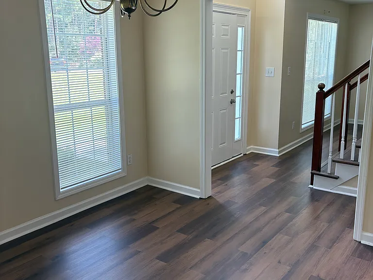 33 Noah Dr — Photo 23