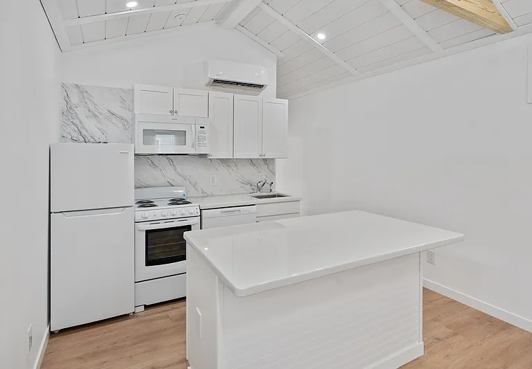 720 Pritchett Ln #35 — Photo 6