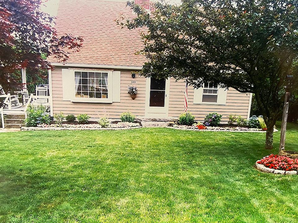 1st image of 333 Carpenter Dr