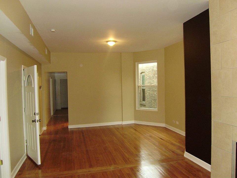 2nd image of 7229 S Emerald Ave