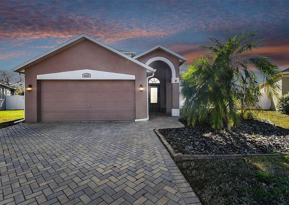 1st image of 1427 Loretto Cir