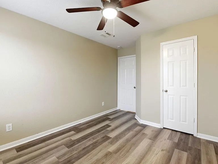 1230 Grassy View Dr — Photo 38