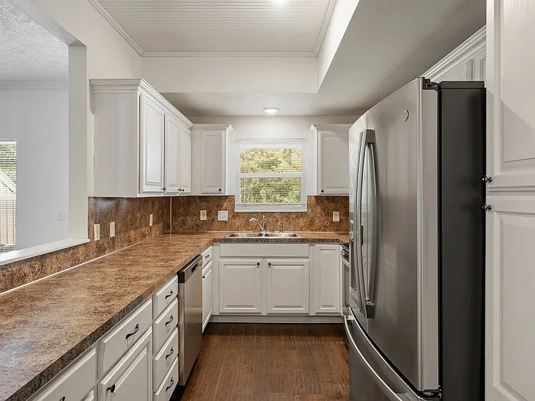 Fieldstone Apartments — Photo 20