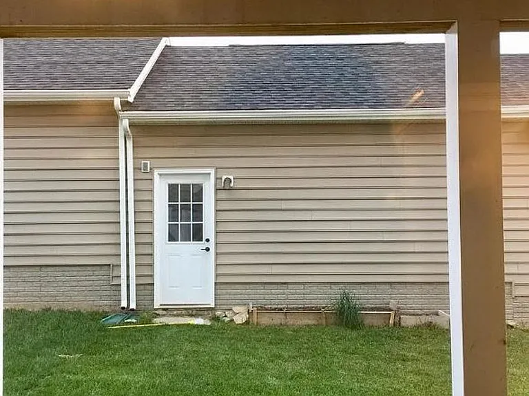 7833 Wormans Mill Rd — Photo 19