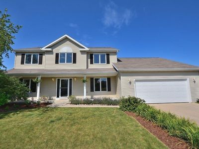 224 Shore Cir, Oconomowoc, WI, 53066