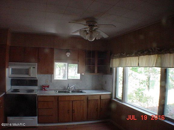 5th image of 5143 Brown St