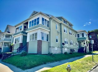 3 Leete St, Springfield, MA 01108