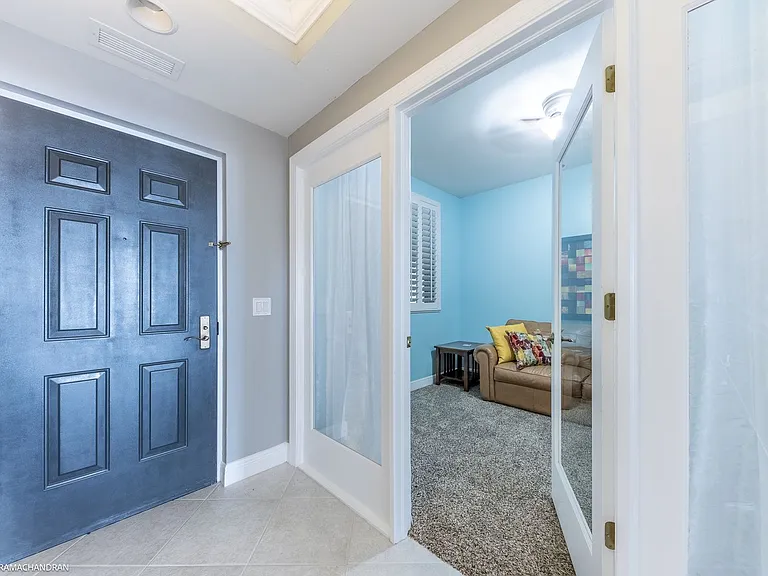 3313 Sunset Key Cir #402 — Photo 6