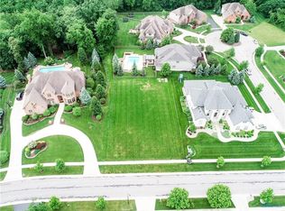 8007 Winding Ridge Blvd, Monclova, OH 43542