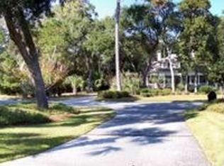 25 Little Comfort Rd, Savannah, GA 31411