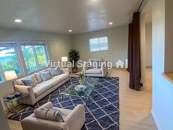 5th image of 2666 Montrose Pl