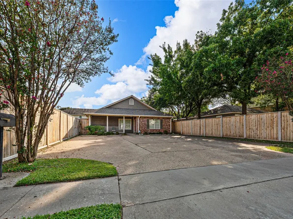 2011 S 8th St, Waco, TX 76706