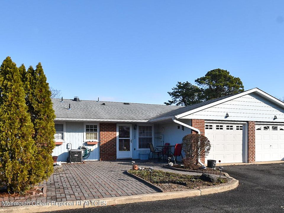 1st image of 1126 B Argyll Circle #1126 B