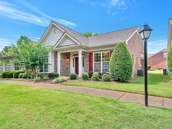 2nd image of 7007 Sunrise Cir