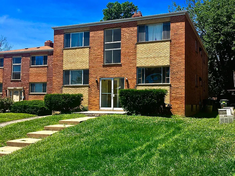3253 Watson Rd #2S — Photo 8