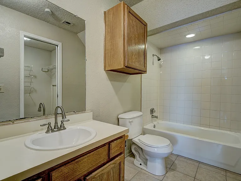 1230 W Westchester Way #1230 — Photo 6