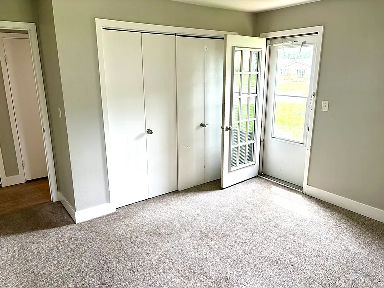 4028 N Illinois Ave #4 — Photo 6