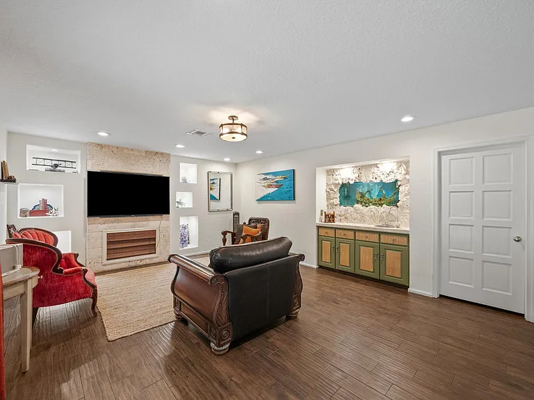 92 Squire Dr — Photo 31