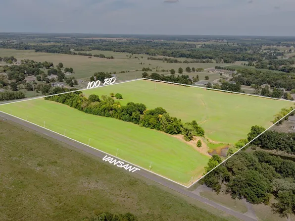 N Vansant Rd, Clinton, MO 64735