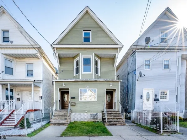 563 Jackson Ave, Elizabeth City, NJ 07201