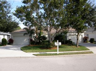 435 Crossfield Cir, Naples, FL 34104