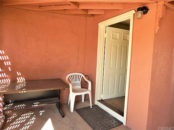 4th image of 9253 E Avenue T