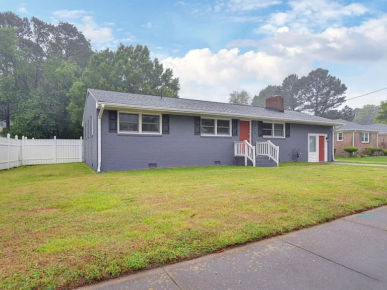 485 Colony Rd — Photo 2