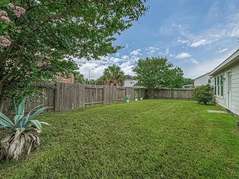 2123 Gable Hollow Ln — Photo 33