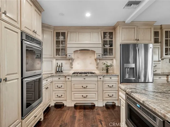 887 Via Maria, Upland, CA 91784