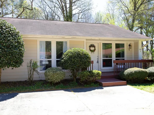 103 Westview Dr APT H, Carrboro, NC 27510