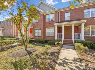 21 Park Sq, Metuchen, NJ 08840