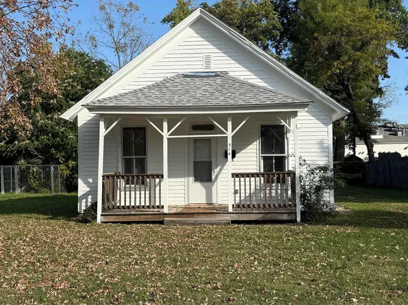 514 W Washington St, Macomb, IL 61455