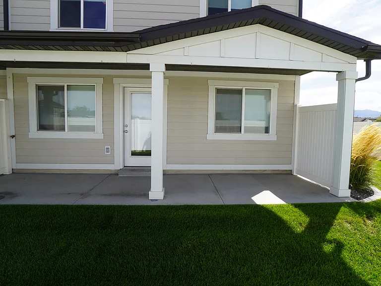 3965 S 3485 W — Photo 30