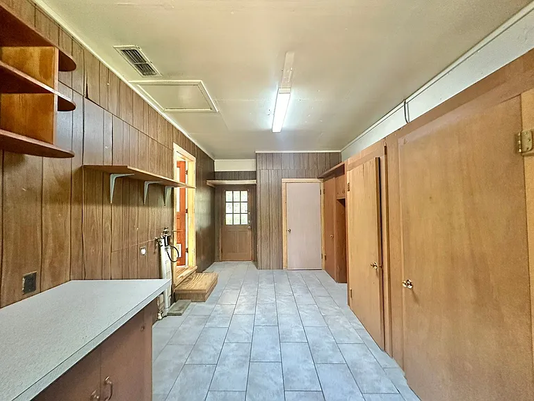2805 Medina Dr — Photo 22