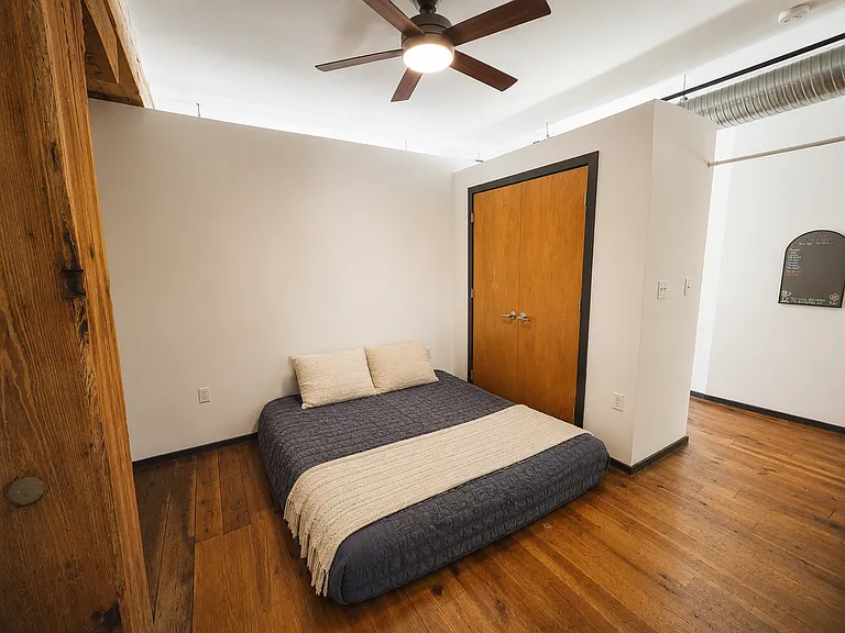 98 S 15th St #210 — Photo 8