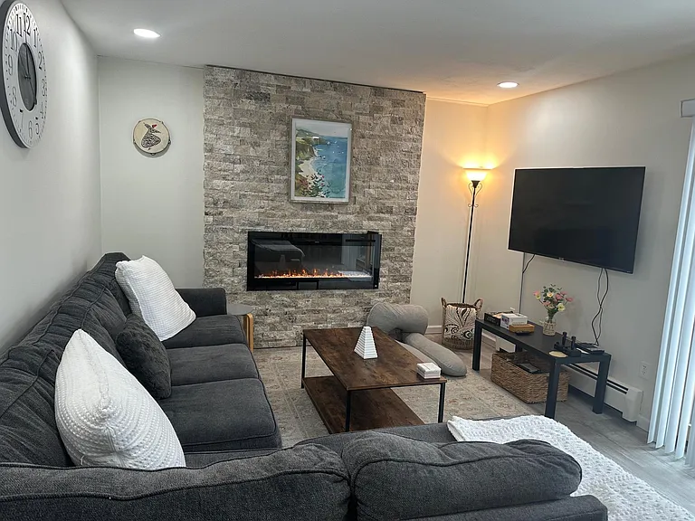 215 Eastern Heights Dr #1 — Photo 11