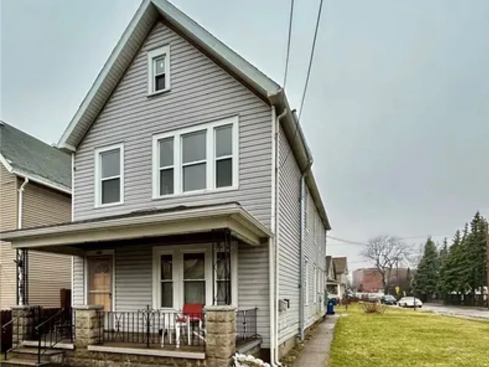 186 Smith St #1