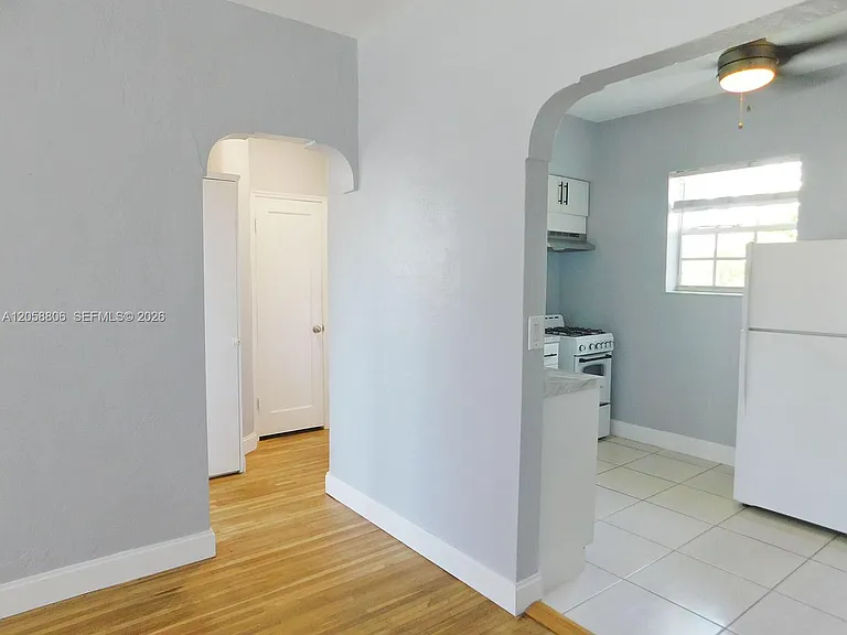 717 Espanola Way #201 — Photo 13